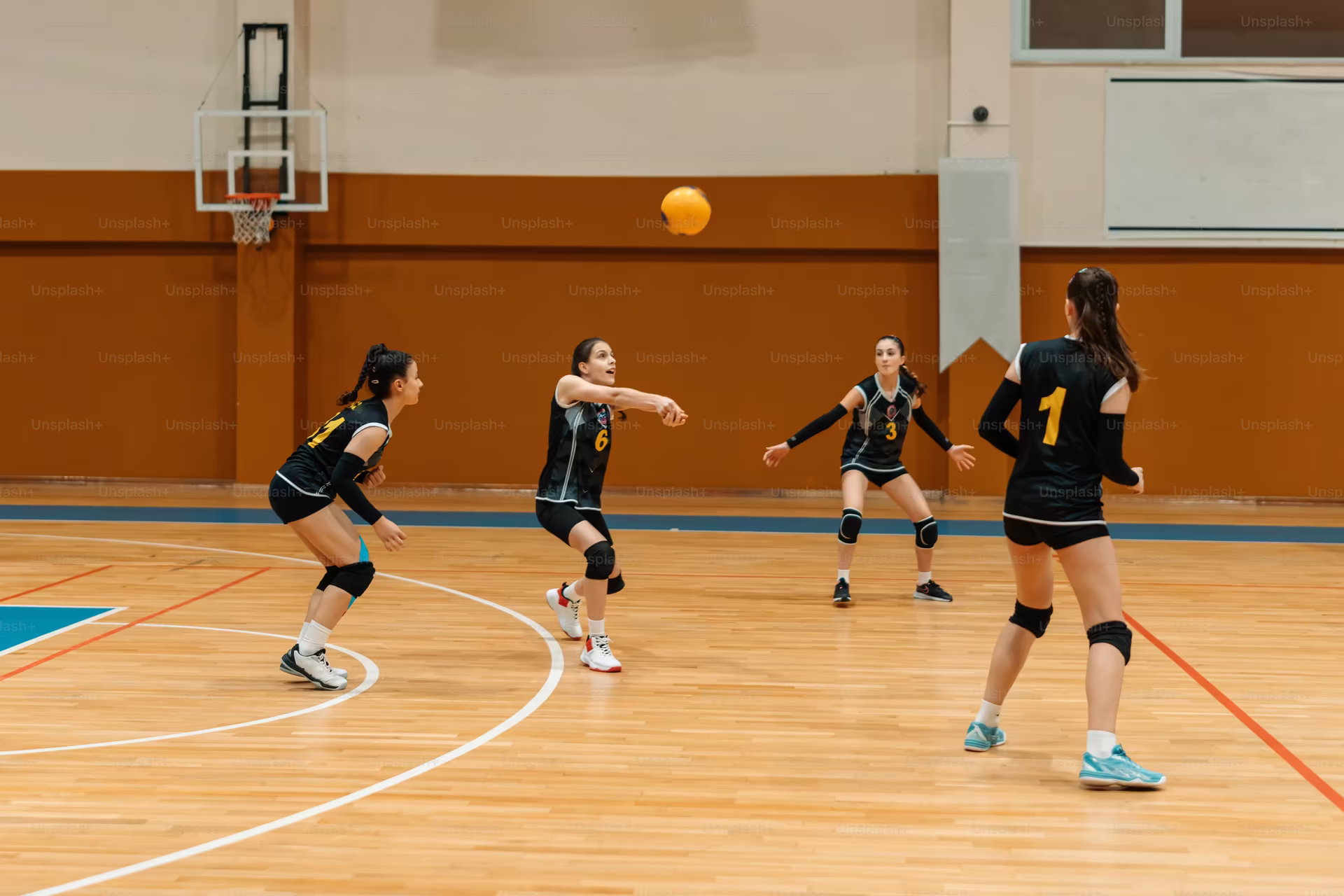 Handball — hero background