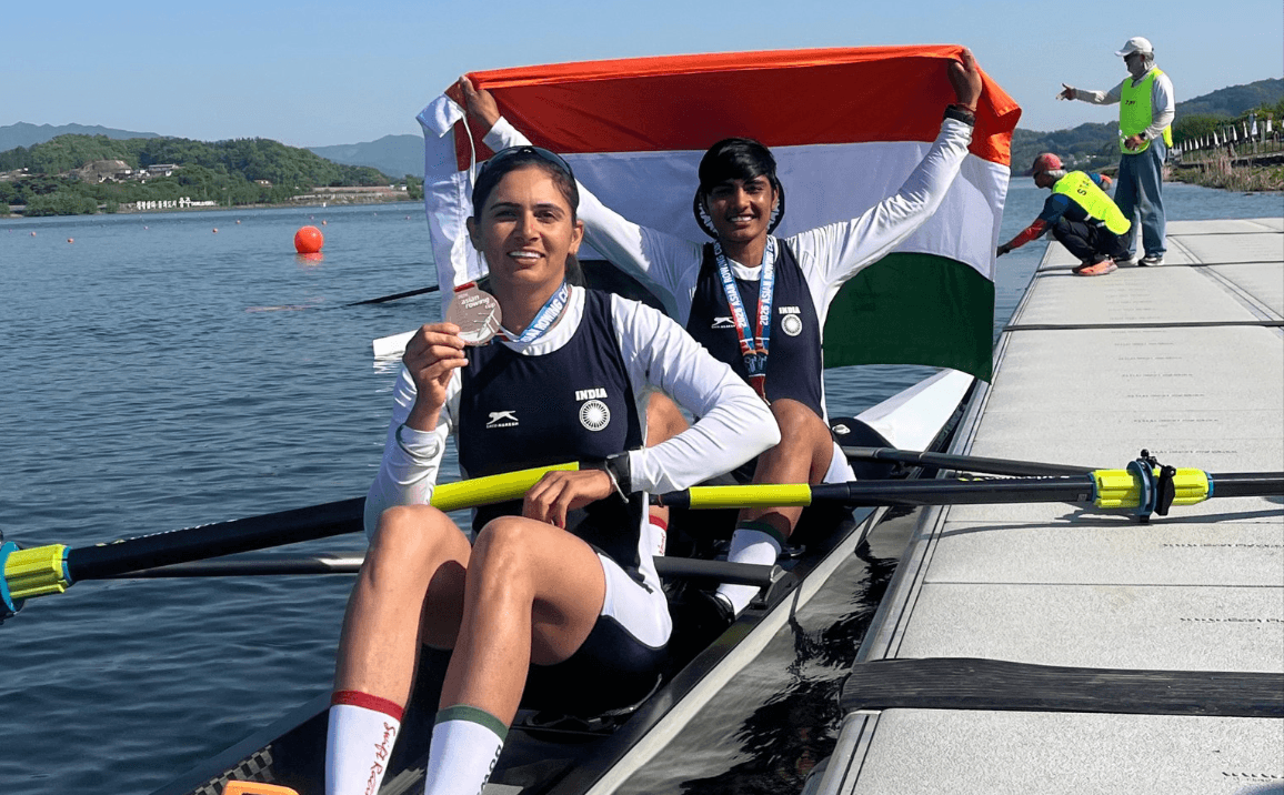 Credit IIS — Rowing